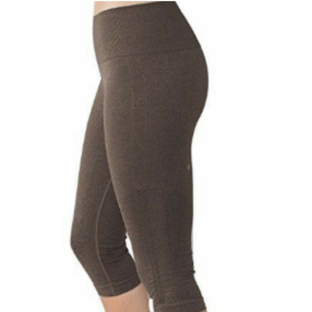 Lululemon In the Flow Crop II